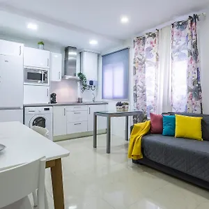 Centrico Playa Caleta 3 Apartament