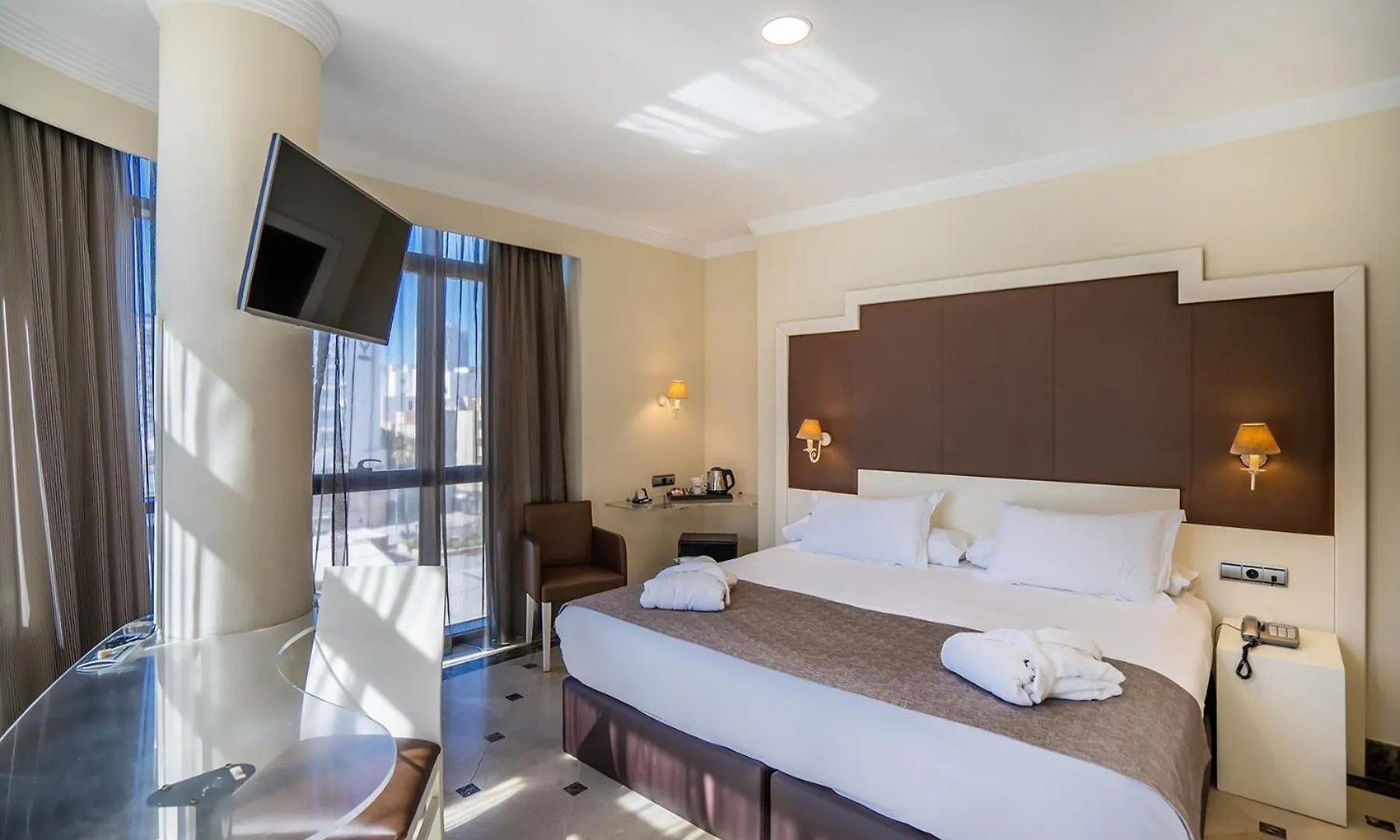 Hotel Spa Cadiz Plaza (Adults Only) 4*,
